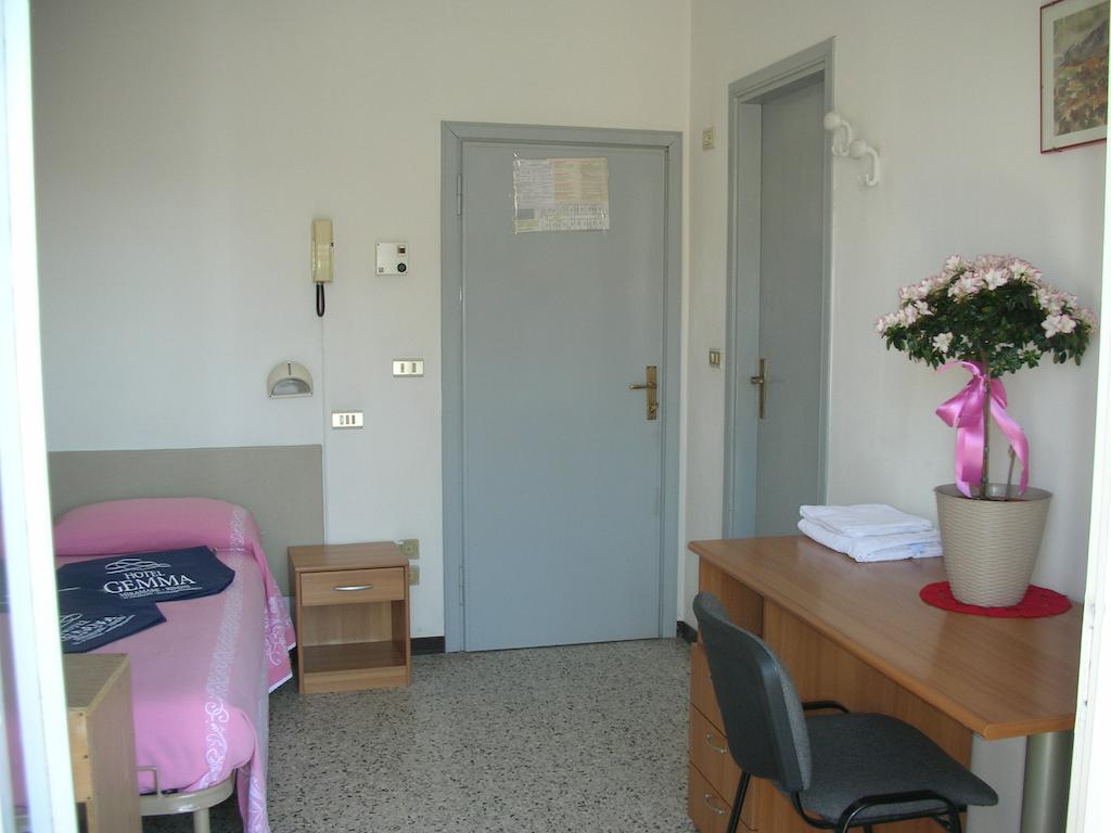 Hotel Gemma Rimini Oda fotoğraf